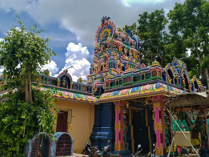 அருள்மிகு காமாட்சியம்மன் திருக்கோயில், கருவாழக்கரை, Karuvazhakkarai - 609304 - Main View