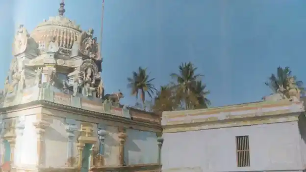 Arulmigu Kamatchi Amman Temple, Peravur - 612203 அருள்மிகு காமாட்சிஅம்மன் திருக்கோயில், Peravur - 612203, Mayiladuthurai - Ancient Temple Architecture and History Image 2