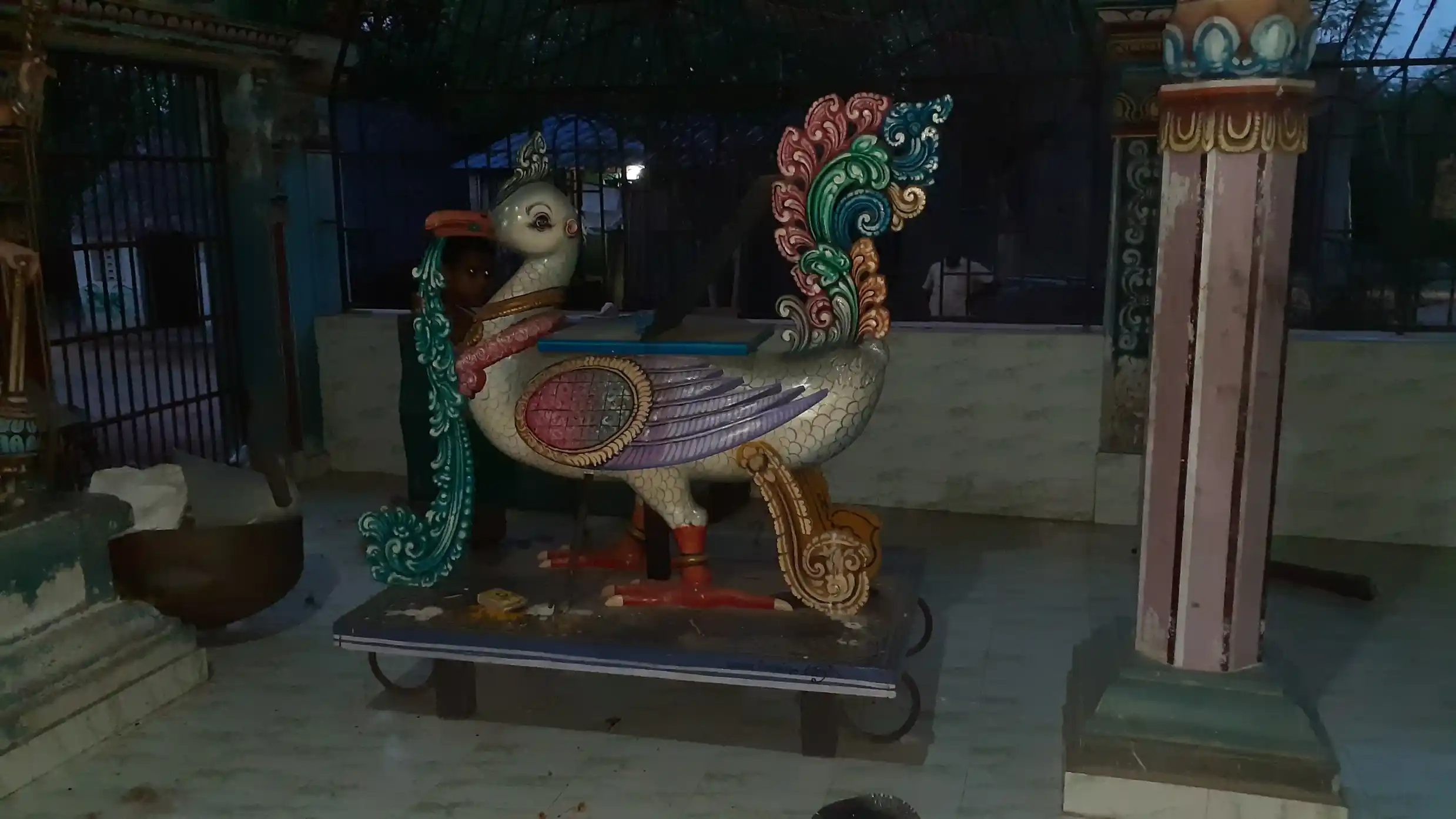 Arulmigu Kamatchiamman, Kailasanathar And Marriamman Temple, Karuppur - 609802 அருள்மிகு காமாட்சியம்மன் , கைலாசநாதர் , மாரியம்மன் திருக்கோயில், Karuppur - 609802, Nagapattinam - Ancient Temple Architecture and History Image 5