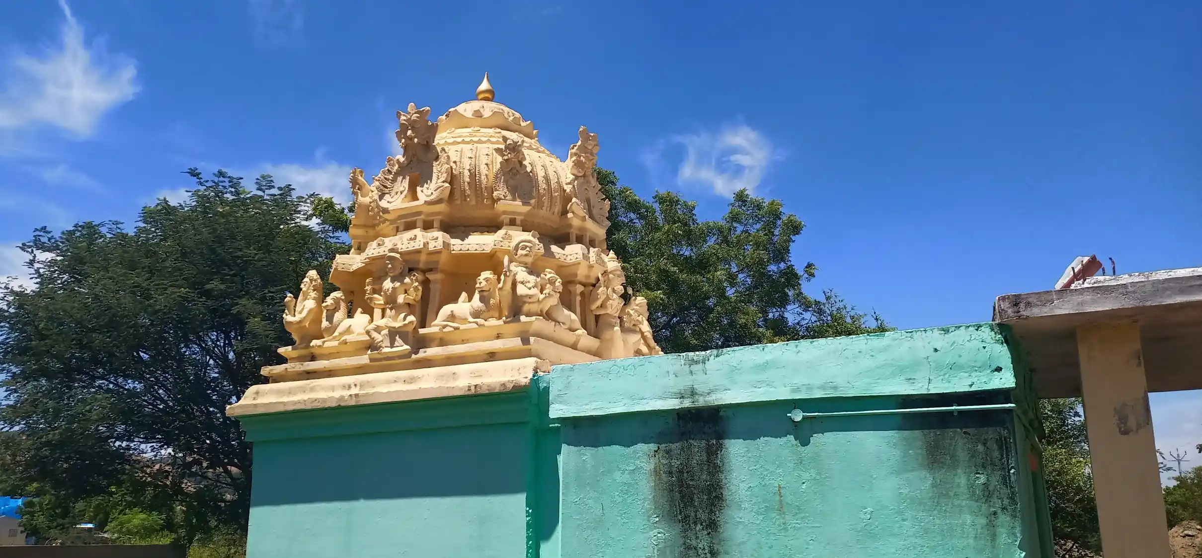 Arulmigu Kamatchiamman Temple, Chinnakkampatty - 624712 அருள்மிகு காமாட்சியம்மன் திருக்கோயில், Chinnakkampatty - 624712, Dindigul - Ancient Temple Architecture and History Image 4