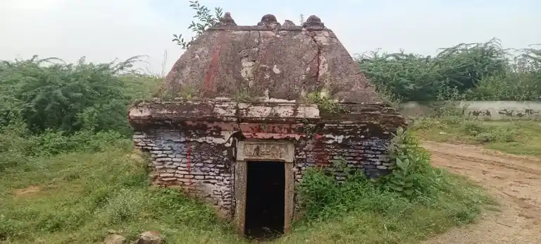 Arulmigu Kamatchiamman Temple, Elumalaii - 625535
