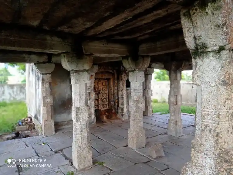 Arulmigu Kamatchiamman Temple, Nadukottai - 625706 Arulmigu Kamatchiamman Temple, Nadukottai - 625706, Madurai - Ancient Temple Architecture and History Image 2