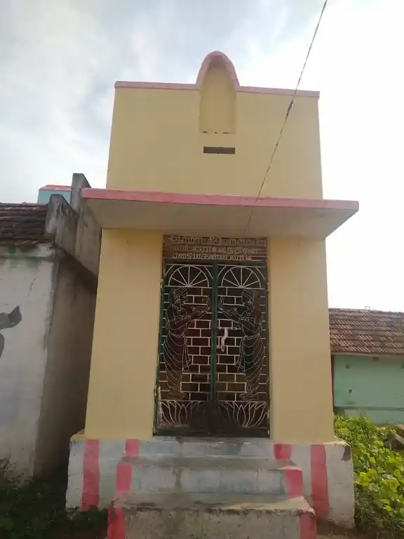 Arulmigu Kamatchiamman Temple, Palaiyakannivadi - 624705 Arulmigu Kamatchiamman Temple, Palaiyakannivadi - 624705, Dindigul - Ancient Temple Architecture and History Image 2