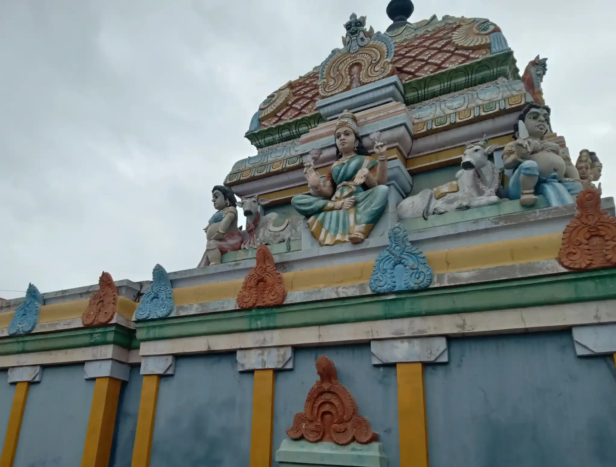 Arulmigu Kamatchiamman Temple, Vilankurichy - 641029 Arulmigu Kamatchiamman Temple,  - 641029, Coimbatore - Ancient Temple Architecture and History Image 5