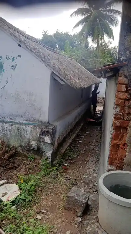 Arulmigu Kamatchipuram Temple, Chathirapatti - 624620 அருள்மிகு காமாட்சிபுரம் திருக்கோயில், Chathirapatti - 624620, Dindigul - Ancient Temple Architecture and History Image 2