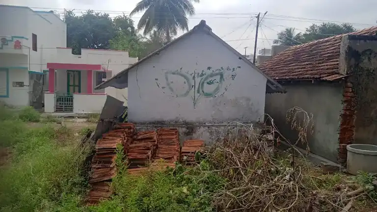 Arulmigu Kamatchipuram Temple, Chathirapatti - 624620 அருள்மிகு காமாட்சிபுரம் திருக்கோயில், Chathirapatti - 624620, Dindigul - Ancient Temple Architecture and History Image 3