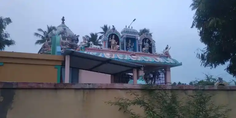 Arulmigu Kamatchiyamman Temple, Ayyambalayam - 621005 Arulmigu Kamatchiyamman Temple, Ayyambalayam - 621005, Thiruchirappalli - Ancient Temple Architecture and History Image 2