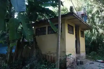 Arulmigu Kamatchiyamman Temple, Kadalangudi, Kadalangudi - 609801 அருள்மிகு காமாட்சியம்மன் திருக்கோயில், கடலங்குடி - 609801, Mayiladuthurai - Ancient Temple Architecture and History Image 3