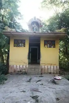 Arulmigu Kamatchiyamman Temple, Kadalangudi, Kadalangudi - 609801 அருள்மிகு காமாட்சியம்மன் திருக்கோயில், கடலங்குடி - 609801, Mayiladuthurai - Ancient Temple Architecture and History Image 5