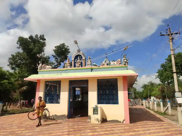 Arulmigu Kamatchiyamman Temple, Kudagavayal - 614616 Arulmigu Kamatchiyamman Temple, Kudagavayal - 614616, Pudukkottai - Ancient Temple Architecture and History Image 4