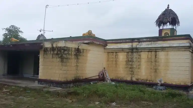 Arulmigu Kamatchiyamman Temple, Navamathupatti, Senthamangalam - 639205 அருள்மிகு காமாட்சியம்மன் திருக்கோயில், Navamathupattisenthamangalam, Senthamangalam - 639205, Karur - Ancient Temple Architecture and History Image 7