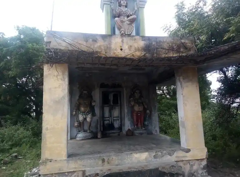 Arulmigu Kamatchiyamman Temple, Soriyampatti - 621208 Arulmigu Kamatchiyamman Temple, Soriyampatti - 621208, Thiruchirappalli - Ancient Temple Architecture and History Image 2