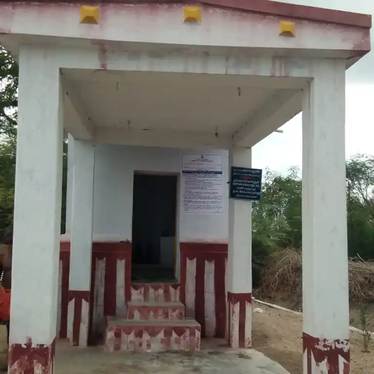 Arulmigu Kamba Perumal Temple, Near Kanmai Karai, Kasirediyapatti - 626003 அருள்மிகு கம்பப்பெருமாள் திருக்கோயில், கண்மாய்க்கரை அருகில், காசிரெட்டியபட்டி - 626003, Virudhunagar - Ancient Temple Architecture and History Image 3