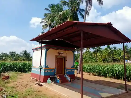 Arulmigu Kambalaraya Perumal Temple, Suindagapalayam - 642132 அருள்மிகு கம்பளராயப்பெருமாள் திருக்கோயில், Suindagapalayam - 642132, Tiruppur - Ancient Temple Architecture and History Image 2