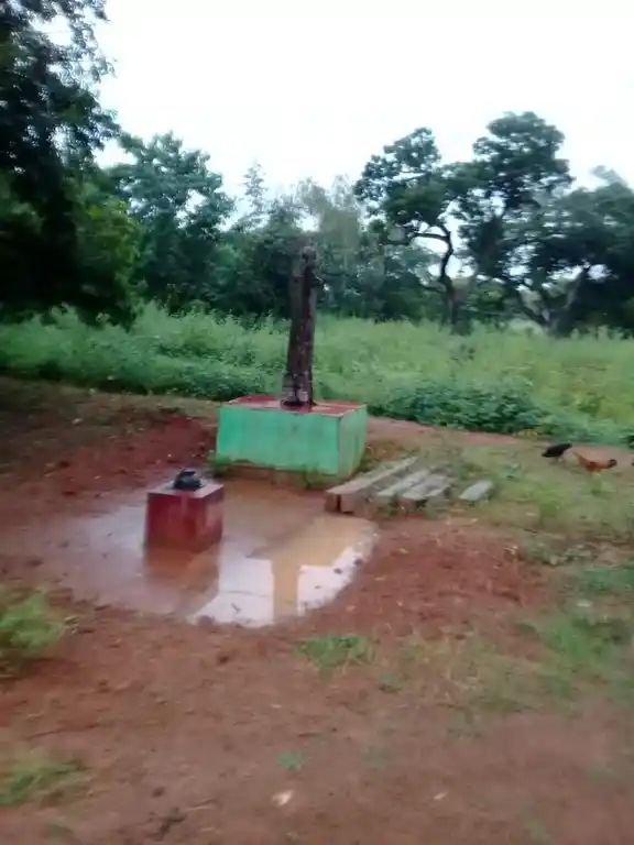 Arulmigu Kambaperumal Temple, Kolaiyanoor - 621804 அருள்மிகு கம்பப்பெருமாள் திருக்கோயில், Kolaiyanoor - 621804, Ariyalur - Ancient Temple Architecture and History Image 4