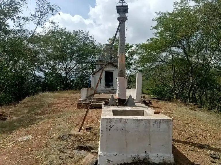 Arulmigu Kambaperumal Temple, Mullukkurichi - 636142 அருள்மிகு கம்பப் பெருமாள் திருக்கோயில், Mullukkurichi - 636142, Namakkal - Ancient Temple Architecture and History Image 2