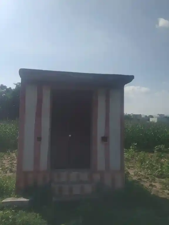 Arulmigu Kambaraya Perumal Temple, Thadaiyampatti - 625535 அருள்மிகு கம்பராயப் பெருமாள் திருக்கோயில், Thadaiyampatti - 625535, Madurai - Ancient Temple Architecture and History Image 2