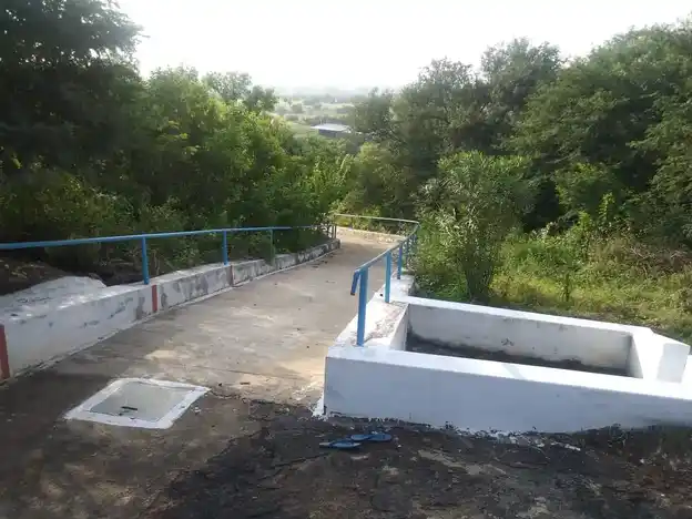 Arulmigu Kambarayaperumal Temple, Thalampadi - 637019 அருள்மிகு கம்பராயப்பெருமாள் திருக்கோயில், தாழம்படி - 637019, Namakkal - Ancient Temple Architecture and History Image 2