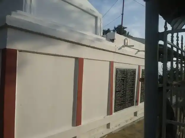 Arulmigu Kambarayaperumal Temple, Thalampadi - 637019 அருள்மிகு கம்பராயப்பெருமாள் திருக்கோயில், தாழம்படி - 637019, Namakkal - Ancient Temple Architecture and History Image 5