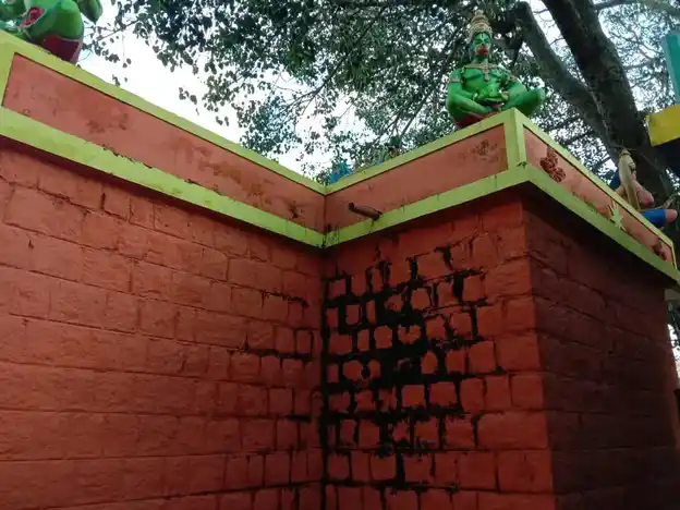 Arulmigu Kambath Anumantharaya Swamy Temple, Kalugondapalli - 635114 Temple