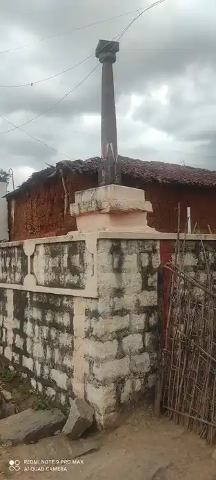 Arulmigu Kambath Anumantharaya Swamy Temple, Pickanapalli, Kolatti - 635107 அருள்மிகு கம்பத் அனுமந்தராயசாமி திருக்கோயில், Pickanapalli, கோலட்டி - 635107, Krishnagiri - Ancient Temple Architecture and History Image 5