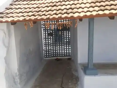 Arulmigu Kambathalvar Temple, Modakkurichi - 638701 அருள்மிகு கம்பத்தாழ்வார் திருக்கோயில், Modakkurichi - 638701, Erode - Ancient Temple Architecture and History Image 7