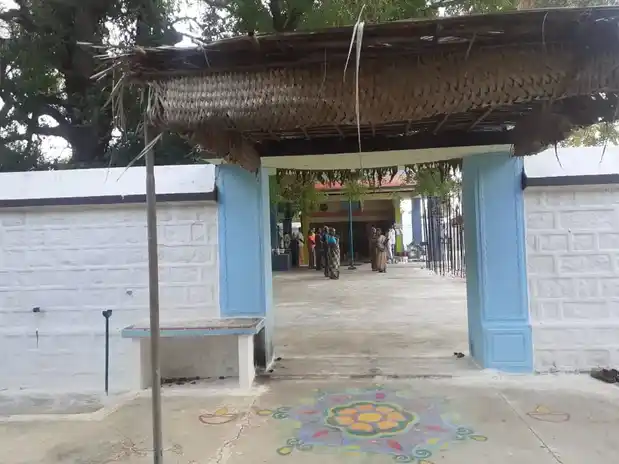 Arulmigu Kambathalvar Temple, Sellathapalayam - 638104 அருள்மிகு கம்பத்தாழ்வார் திருக்கோயில், Sellathapalayam - 638104, Erode - Ancient Temple Architecture and History Image 4