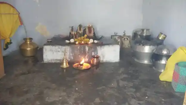 Arulmigu Kambatthuperumal Temple, Chinnakavundanur - 637303 அருள்மிகு கம்பத்துப் பெருமாள் திருக்கோயில், சின்னக்கவுண்டனுர் - 637303, Salem - Ancient Temple Architecture and History Image 6