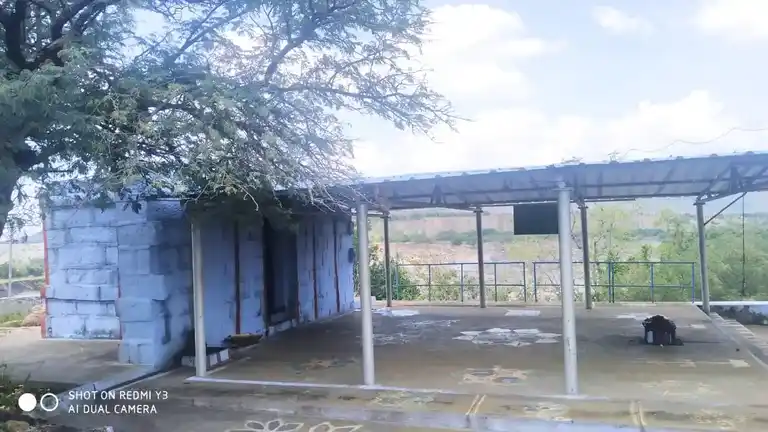 Arulmigu Kambatthuperumal Temple, Chinnakavundanur - 637303 அருள்மிகு கம்பத்துப் பெருமாள் திருக்கோயில், சின்னக்கவுண்டனுர் - 637303, Salem - Ancient Temple Architecture and History Image 8