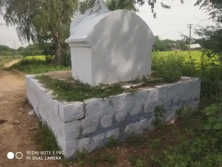 Arulmigu Kambiliampatti Vinayagar, Kotaanatham Chellandiamman, Vinayagar, Senaipatti Ottalaman Temple, Kambiliyampatti - 624620 Temple