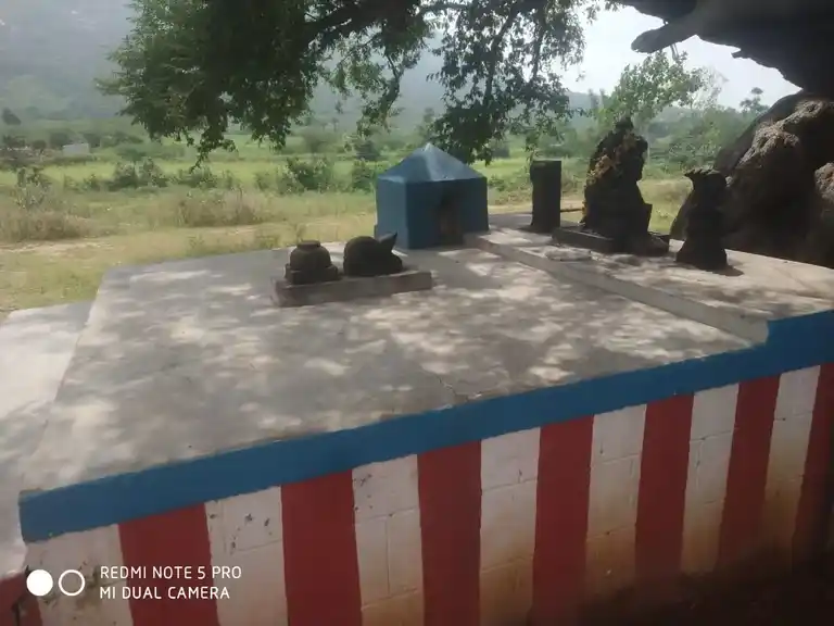 Arulmigu Kambu Kuthi Vinayagar Temple, R.Kombai - 624706