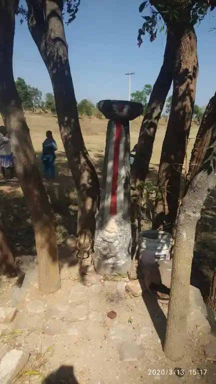 Arulmigu Kammal Narasimma Swamy Temple, Budanahalli - 636804 அருள்மிகு கம்மல் நரசிம்மசாமி திருக்கோயில், Budanahalli - 636804, Dharmapuri - Ancient Temple Architecture and History Image 3