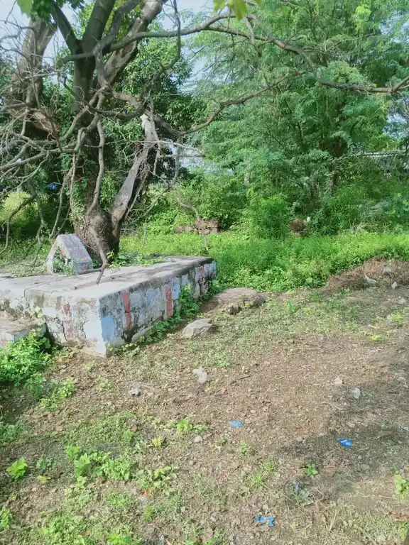 Arulmigu Kammuvaarpatti Kannimaar Temple, Alagupatti - 624709 அருள்மிகு கம்முவார்பட்டி கன்னிமார் திருக்கோயில், Alagupatti - 624709, Dindigul - Ancient Temple Architecture and History Image 7