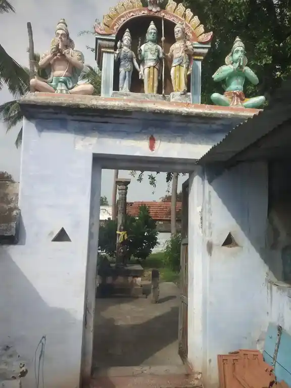 Arulmigu Kampaperumal Temple, Elanthalapatti - 621118 Arulmigu Kampaperumal Temple, Elanthalapatti - 621118, Perambalur - Ancient Temple Architecture and History Image 2