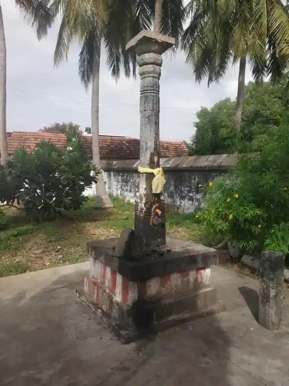 Arulmigu Kampaperumal Temple, Elanthalapatti - 621118 Arulmigu Kampaperumal Temple, Elanthalapatti - 621118, Perambalur - Ancient Temple Architecture and History Image 4