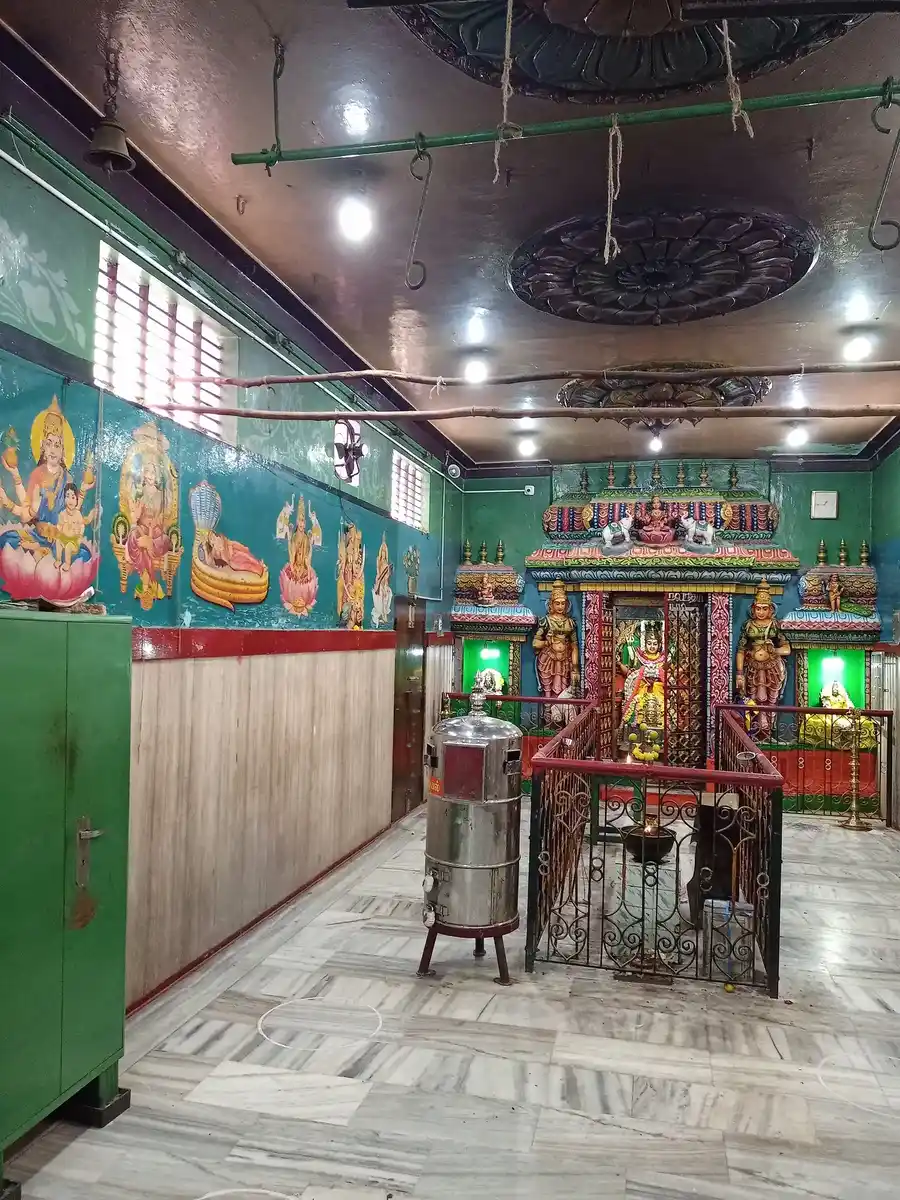 Arulmigu Kanagadurgai Amman Temple, Vellore - 632004 அருள்மிகு கனக துர்கையம்மன் திருக்கோயில், வேலூர் - 632004, Vellore - Ancient Temple Architecture and History Image 5