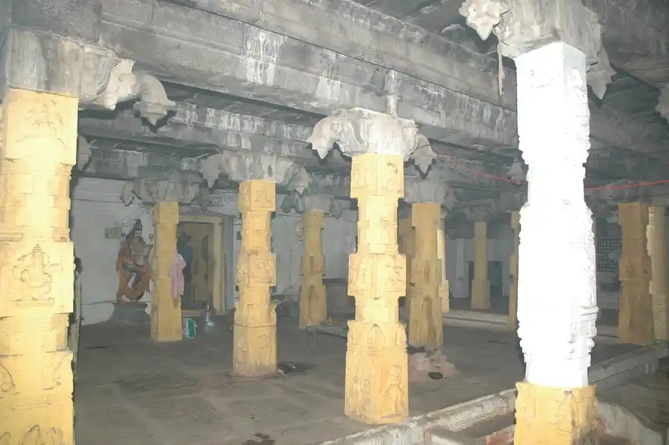 Arulmigu Kanagirieswarar Temple, Devikapuram - 606902 அருள்மிகு கனககிரீஸ்வரர் திருக்கோயில், தேவிகாபுரம் - 606902, Tiruvannamalai - Ancient Temple Architecture and History Image 2