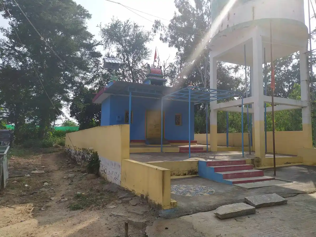 Arulmigu Kanamanapalli Basuveswarar Temple, Kempatti - 635114 அருள்மிகு பசுவேஸ்வரர் திருக்கோயில், Kempatti - 635114, Krishnagiri - Ancient Temple Architecture and History Image 3