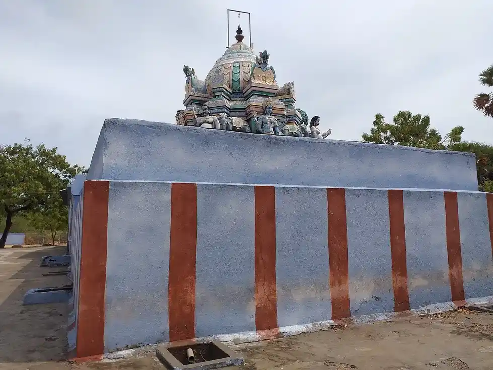 Arulmigu Kandavel Sastha Temple, Kulasekarapattanam - 628206 அருள்மிகு கண்டவேல் சாஸ்தா திருக்கோயில், Kulasekarapattanam - 628206, Thoothukudi - Ancient Temple Architecture and History Image 2