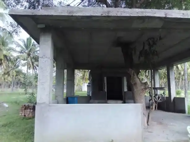 Arulmigu Kandeeswarar Temple, Seelakampatti - 642107 அருள்மிகு காண்டீஸ்வரர் திருக்கோயில், சீலக்கம்பட்டி - 642107, Coimbatore - Ancient Temple Architecture and History Image 2