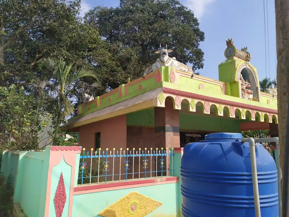 Arulmigu Kangadevar Temple, Odayandahalli - 635116 Arulmigu Kangadevar Temple, Odayandahalli - 635116, Krishnagiri - Ancient Temple Architecture and History Image 3