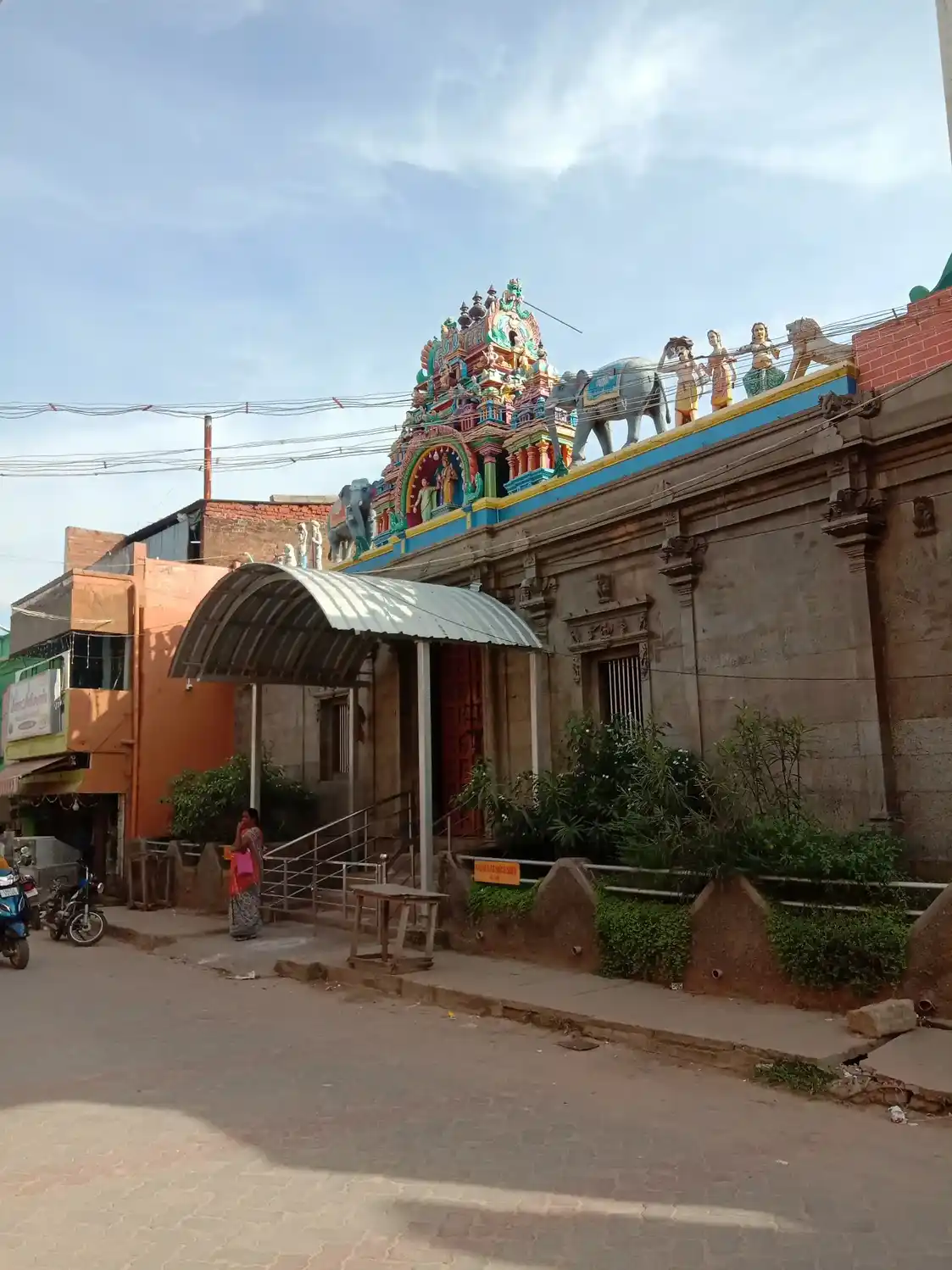 Arulmigu Kaniga Parameshwariamman Temple, Thevaram - 625530