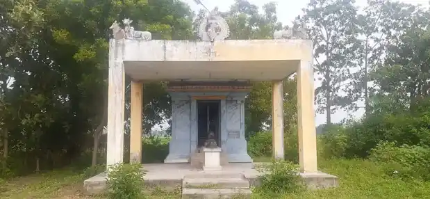 Arulmigu Kanjamadai Ayyanartemple, Thiruchitrambalam - 609204 அருள்மிகு கஞ்சமடை அய்யனார் திருக்கோயில், Thiruchitrambalam - 609204, Mayiladuthurai - Ancient Temple Architecture and History Image 4