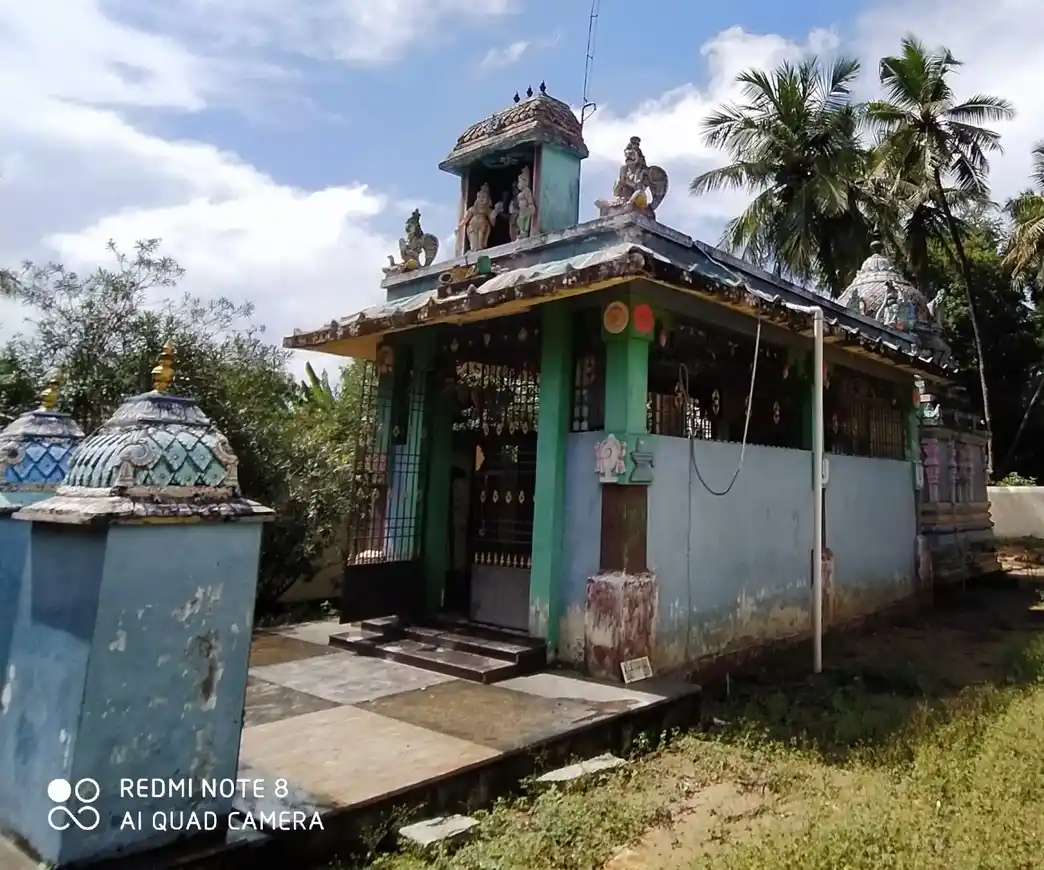 Arulmigu Kannabiran Temple, Poorivakkam, Uthukottai - 601102 அருள்மிகு கண்ணபிரான் திருக்கோயில், பூரிவாக்கம் கிராமம், பூரிவாக்கம் கிராமம் - 601102, Tiruvallur - Ancient Temple Architecture and History Image 4