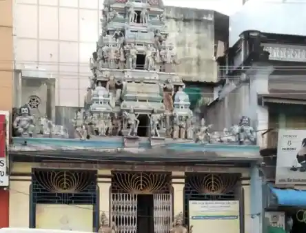 Arulmigu Kannadiya Veerapathiraswamy Temple, Near Nehru Alala Sundara Vinayagar Koil, Madurai - 625001 அருள்மிகு கண்ணடிய வீரபத்திரசாமி திருக்கோயில், Near Nehru Alala Sundara Vinayagar Koil, Madurai - 625001, Madurai - Ancient Temple Architecture and History Image 4