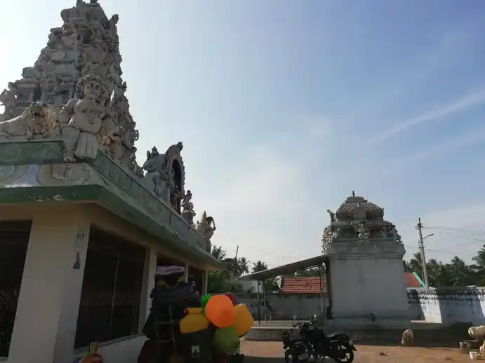 Arulmigu Kannanur Mariamman Temple, Jalagantapuram, Nangavalli - 636454 அருள்மிகு கண்ணணூர் மாரியம்மன் திருக்கோயில், Jalagantapuram, Nangavalli - 636454, Salem - Ancient Temple Architecture and History Image 6