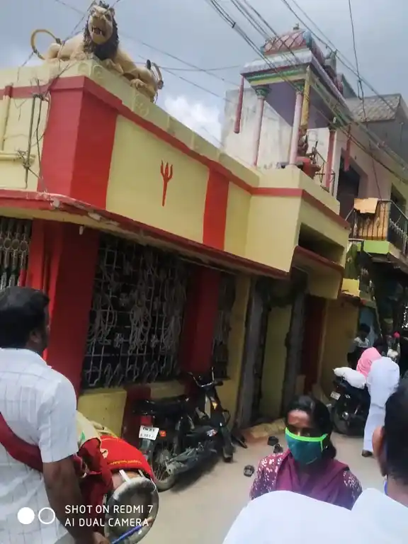 Arulmigu Kannanur Mariamman Temple, Tirupattur - 635601 அருள்மிகு கண்ணூர் மாரியம்மன் திருக்கோயில், திருப்பத்தூர் - 635601, Thirupathur - Ancient Temple Architecture and History Image 2