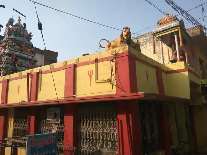 Arulmigu Kannanur Mariamman Temple, Tirupattur - 635601 அருள்மிகு கண்ணூர் மாரியம்மன் திருக்கோயில், திருப்பத்தூர் - 635601, Thirupathur - Ancient Temple Architecture and History Image 3