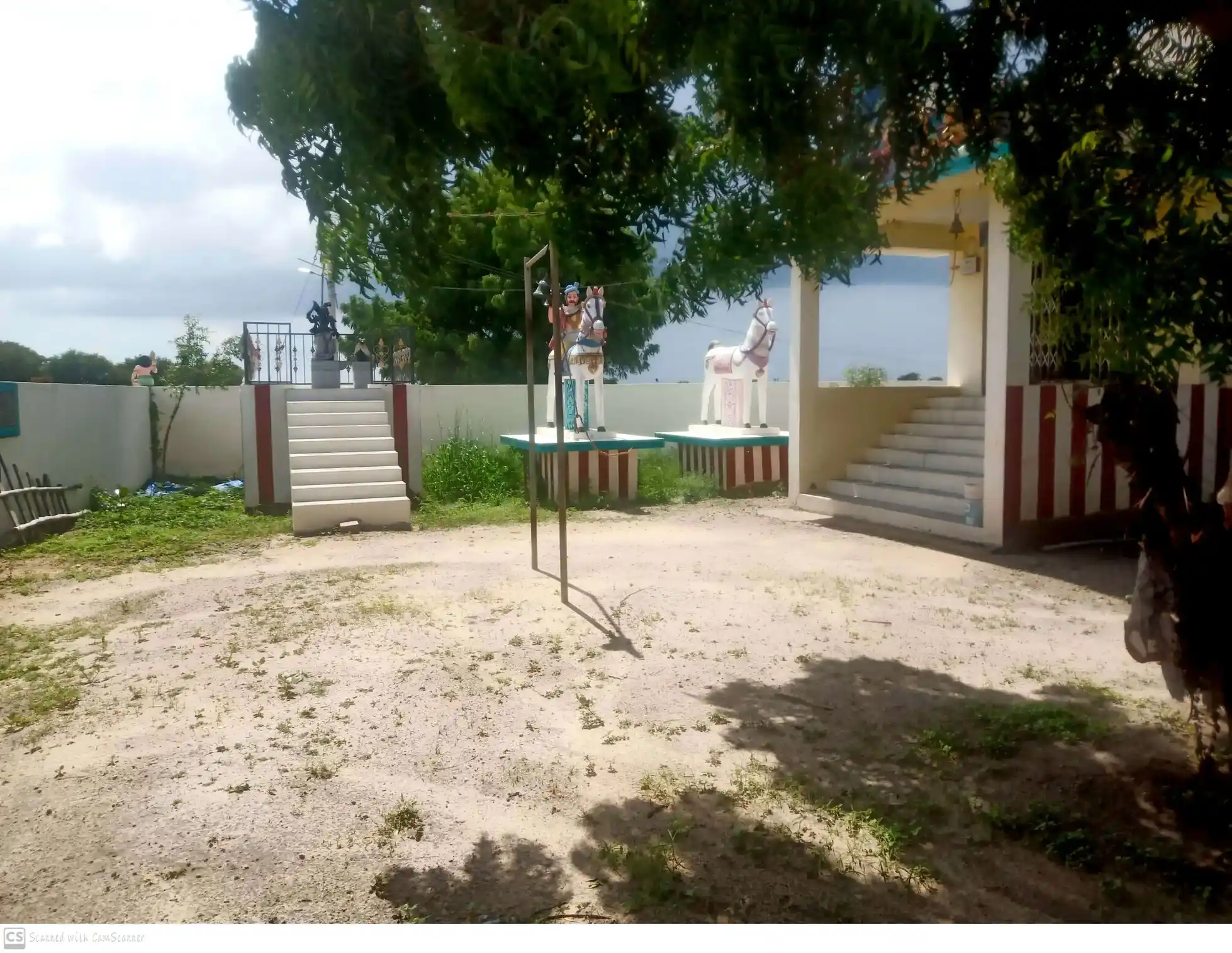 Arulmigu Kanni Malai Amman Temple, Ramachandrapuram - 628907 அருள்மிகு கன்னிமாலையம்மன் திருக்கோயில், Ramachandrapuram - 628907, Thoothukudi - Ancient Temple Architecture and History Image 2