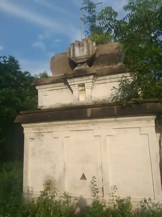 Arulmigu Kanniamman Temple, Pakkam - 605106 அருள்மிகு கன்னியம்மன் திருக்கோயில், பாக்கம் - 605106, Viluppuram - Ancient Temple Architecture and History Image 4